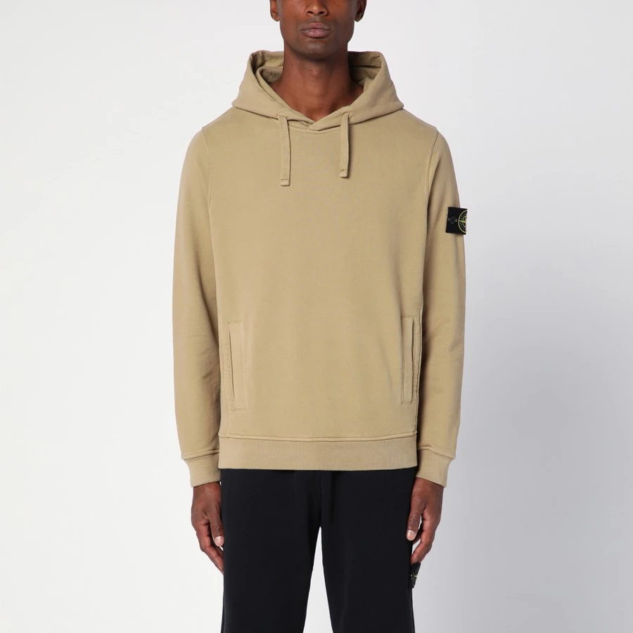 Stone Island, C.P. Company и Carhartt WIP: бренды, определяющие стиль современной городской одежды